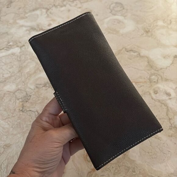 NWT Roots Vinyl Urban Carry All - Picture 5 of 12